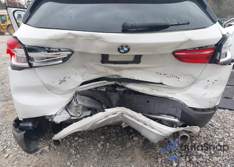 2021 BMW X1 Sdrive28I z USA, uszkodzony, nr VIN WBXJG7C00M5S77392